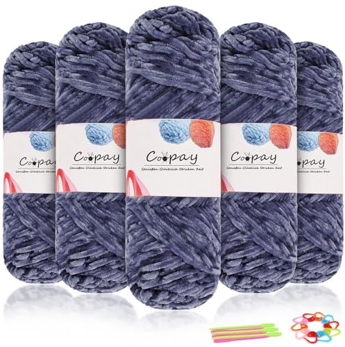 Coopay Samt Chenille Wolle zum Häkeln, 500g (5x100g) Velvet Chenillegarn, Dicke Wolle zum Stricken, Flauschige Weiche Samtig Chenillewolle mit Häkelzubehör für Schals, Decken - Blau Grau