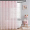 TUDECO Rideau de douche rose – Rideau de salle de bain en dentelle style shabby chic avec cantonnière de fixation, joli rideau de douche vintage à motif floral coquette pour fille, bord festonné, 183