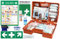 Erste-Hilfe-Koffer M5 PLUS für Betriebe nach aktueller DIN/EN 13157 & DIN/EN 13164 für KFZ - Komplett-Paket inkl. Notfallbeatmungshilfe + Hygiene-Gel + Verbandbuch + Aushang + Sprühpflaster
