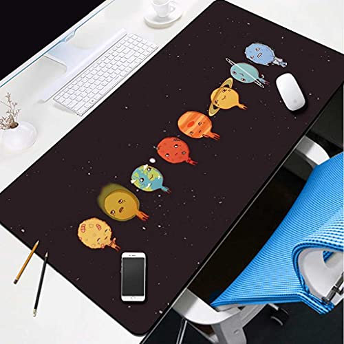KJXNED Tapis de Souris XXL - 700x300 mm - Système Solaire Cartoon Mouse Pad - Haute Précision et Vitesse - Base en Caoutchouc Antidérapant Surface - pour Gamer PC et Ordinateur Portable