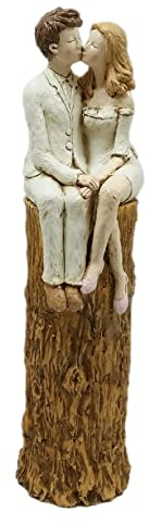 Dekofigur Liebespaar auf Holzstamm | Gartenfigur Figur | Haus Garten | 12x14x56 cm | Liebe Paar Pärchen