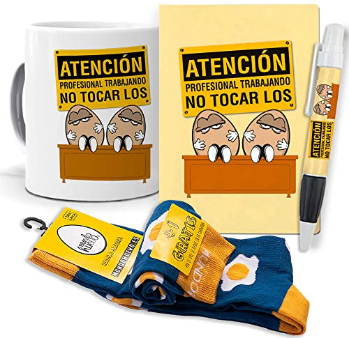 mundohuevo Super Regalo Personalizado y Divertido. Profesional Trabajando, no Tocar los Huevos. Taza, libreta, boli y Trio de Calcetines