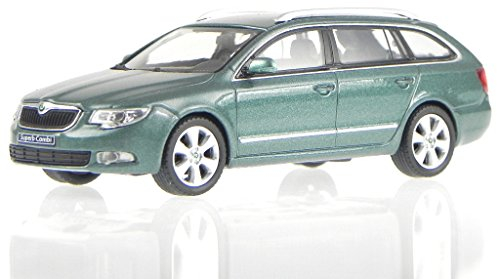 Abrex Skoda Superb 2 Combi malachit Gruen Modellauto 143AB-015QB 1:43