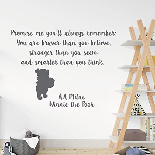 Winnie the Pooh Wandaufkleber mit Zitat You are braver than you believe, stronger than you seem XXLarge (1080 x 800mm) dunkelgrau