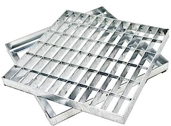 La zappa Griglia pedonabile in acciaio zincato con telaio a forma quadra (30 x 30 cm)