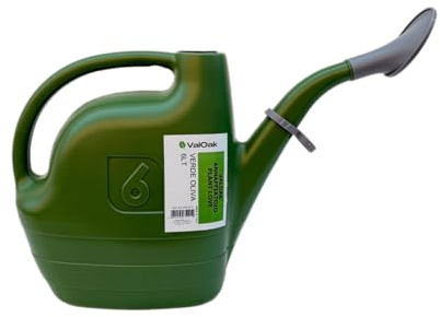 Valoak Annaffiatoio Plant Love Verde Oliva – Con Barra Irrigatrice | Ergonomico per Giardino e Vasi | Plastica Resistente | Made in Italy [Diverse Capacità] (6 Litri)