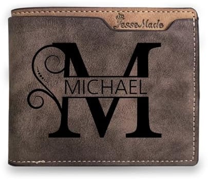 Amsgedhie Personalisierte Herren Geldbörse mit Namen, Klapp Portemonnaie mit Karten Bargeldfächern für Männer, Papa, Ehemann, Weihnachts Vatertagsgeschenke (B)