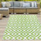 Teppich-Traum Außenteppich Outdoor-Teppich wetterfest Kunststoff Balkonteppich Gartenteppich Picknick Camping große Rauten grün-weiß groß XXL 240 x 340 cm