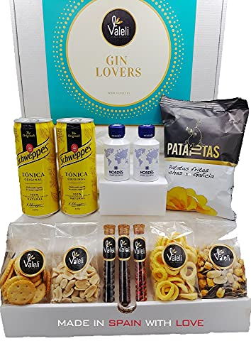 Valeli, Cesta Regalo original 2 Gin Nordés 5cl miniaturas, kit de botánicos para ginebra con 2 tónica Schweppes 33cl y aperitivo frutos secos y snacks. Regalo para él, ella, cumpleaños, padre, amigo