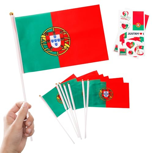Lot de 10 petits drapeaux du Portugal sur bâtons et 2 tatouages, décorations de fête du Portugal Oly 2024 mini drapeaux portugais à main pour jeux Oly 2024, événements sportifs de 2024, décorations de