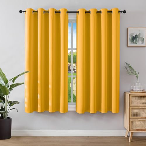 Joydeco Blickdichte Vorhänge mit Ösen Gardinen 2er Set, Verdunkelungsvorhang Thermovorhang Hitzeschutz, Ösenvorhang für Schlafzimmer Wohnzimmer (2xH137xB117,Zitrone)