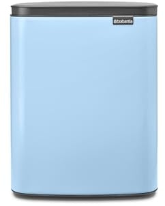 Brabantia - Bo Abfalleimer 12L - Abfalleimer, stilvoll & praktisch - Deckel öffnet leicht, schließt sanft - Hygienisch, platzsparend - Transportgriff - Bad, Heimbüro, Schlafzimmer - Dreamy Blue