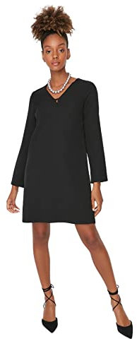 Trendyol Damen Regular Skater V-Ausschnitt Webstoff Kleid, Schwarz, 40
