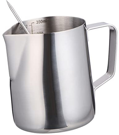 CHICAMPERA Milchaufschäumkännchen Aus Edelstahl Mit Latte-art-stift Und Integrierter Skala Aufschäumkrug Für Kaffeemilch Und Milchshakes Messbecher Für Hause Geschäft