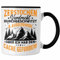 Trendation - Geocaching Tasse Geschenk Lustiger Spruch GPS-Schnitzeljag Geschenkidee Pfadfinder Geburtstag Geocacher (Schwarz)