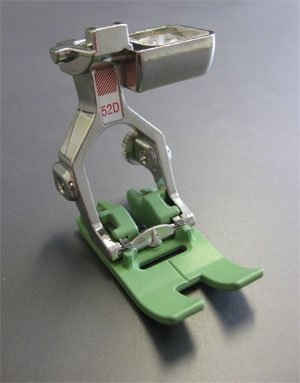 BERNINA 52D - Zickzack-Nähfuß mit Gleitsohle (9 mm)
