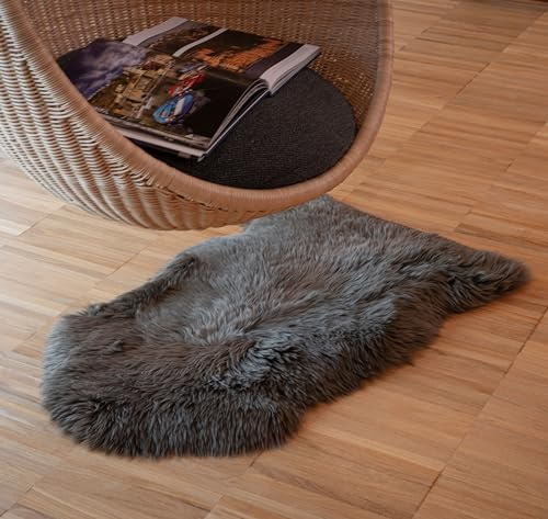 IPEA Lammfell Farbe Mokka - Teppich aus echtem Schaffell - Made in Italy - 100/110 cm - Natürliche Lammfell Teppich Wohnzimmer - Weiches und Dickes Fell - Deko Fell Schlafzimmer
