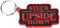 Pyramid International - Pyramid INT Porte-clés Stranger Things Stuck In The Upside Down 6 cm Caoutchouc Rouge et Noir (RK38887C), Rojo Y Negro, 9cm, Décontracté