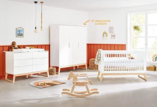 Pinolino Kinderzimmer Bridge extrabreit groß, 3-tlg., mit Kinderbett, extrabreiter Wickelkommode, großem Kleiderschrank, edelmatt und massive Esche