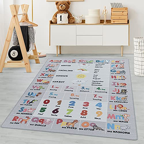 Carpetsale24 Kinderteppich Lernenmatte Alphabet-Buchstaben Zahlen-Tier Design Grau 80 x 120 cm Läufer - Kurzflor Teppich Kinderzimmer für Junge & Mädchen - Waschbar Spielteppich Babyzimmer Babyteppich