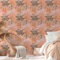 BRICOFLOR Palmen Tapete in Apricot Braun Rosa Moderne Vliestapete mit Blättern ideal für Schlafzimmer und Wohnzimmer