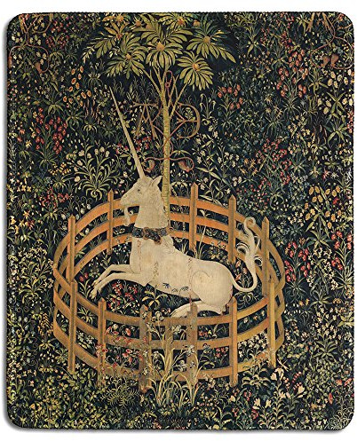 Tapis de souris créatif en caoutchouc. La licorne en captivité.