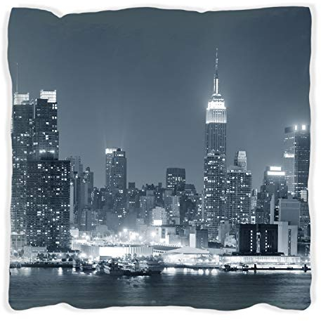 Wallario Dekokissen 40 x 40 cm mit weißer Rückseite, New York Skyline - Schwarz Weiß Blau, Kuschelkissen mit weicher Plüsch-Oberfläche
