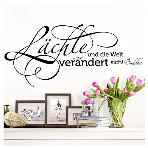 Grandora Wandtattoo Zitat Buddha Lächle und die Welt verändert Sich I azurblau (BxH) 127 x 58 cm I Wohnzimmer Flur Aufkleber Wandaufkleber Wandsticker W994
