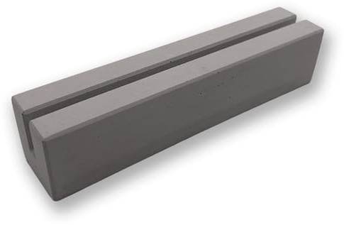 Kartenhalter aus Beton | lange Version | modern und schlicht (2)