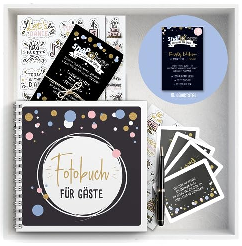 Fotospiel Set 18 Geburtstag by snaPmee - Fotoaufgaben, Hardcover-Gästebuch (21x21cm), Stift, Sticker, Aufsteller - Party-Spiel für Gäste