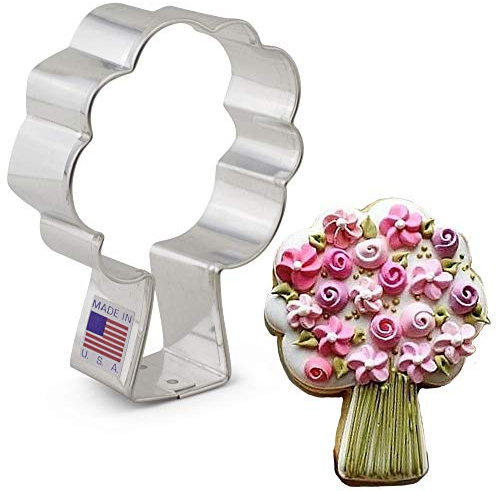 Bouquet of Flowers Cookie Cutter 8.9 cm, Made in USA by Ann Clark