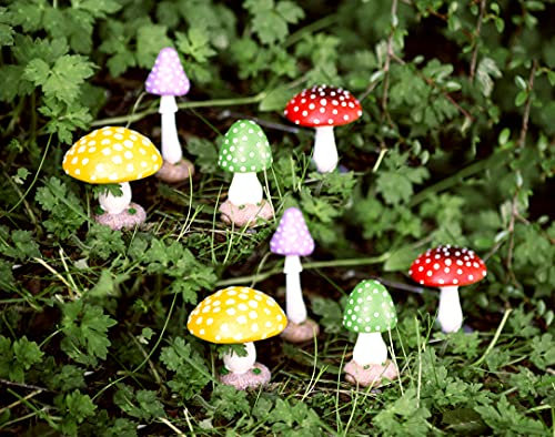 Garden Mile Set of 8 Red Mushroom Garden Ornaments Outdoor Toadstool Mini Statues - Weatherproof Resin Realistic Mushroom for Plant Pot Patio Flowerbed garden decor