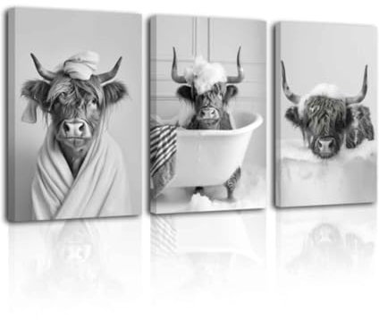 LZIMU Hochlandkuh Badezimmer Wanddekoration Kuh in Badewanne Poster lustiges Bauernhoftier Wandbild Rinder in der Toilette Kunstdrucke Leinwandschild (Schwarz, 30.00 x 40.00 cms x 3PCS)