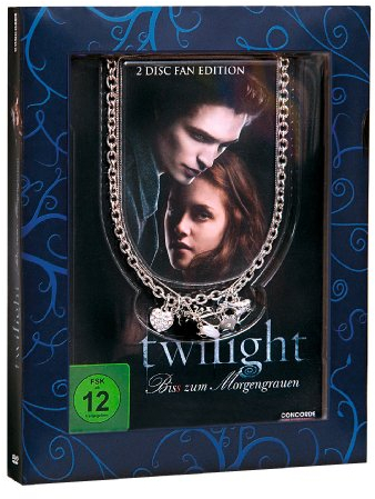 Twilight - Bis(s) zum Morgengrauen (Fan Edition inkl. Halskette Cullen-Wappen) [2 DVDs]