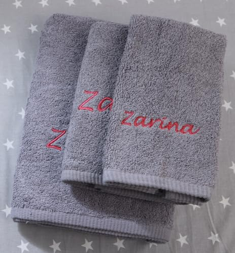 ★ Handtücher Set 2-TLG. - Duschtuch 70x140 + Handtuch 50x100 mit Namen bestickt ★ Geschenk ★ Badetuch ★ 500 g/m2 ★ 100 % Baumwolle ★ SUPER QUALITÄT ★ (3-TLG. - 70x140 cm + 50x100 cm + 30x50 cm, Grau)