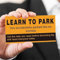 CDXHOME Bad Parking Visitenkarten – 100 Stück Lernkarten – lustige Parkverstöße (8,9 x 5,1 cm), Orange, Schwarz