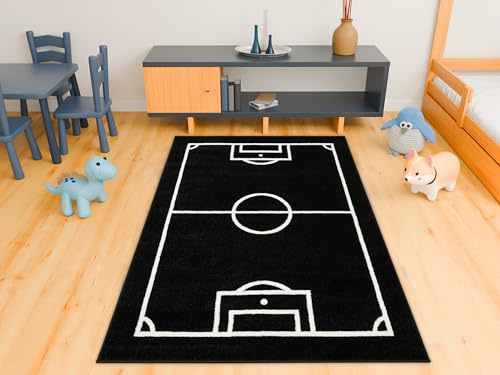 AKCILA Rechteckig Kinderteppich Lima Fußballfeld Schwarz 120x170 cm