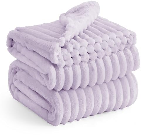 Bedsure Bed Blankets King Size - Fleece Blanket Fluffy Cosy Warm Blankets, Soft Cute Double Size Throw Gifts for Women and Girls, Lavender Fog, 230x270 cm