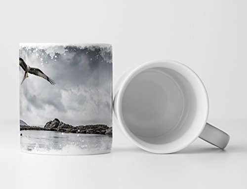 Eau Zone Fotokunst Tasse Geschenk Naturfotografie – Adler fliegt über britische Landschaft