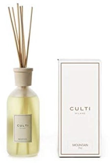 Culti Diffusor Stäbchen Stil 500 ml Milano | Duft Mountain Zedernholz und Vetiver – Haltbarkeit 3 Monate – Meterware von 10 bis 20 qm