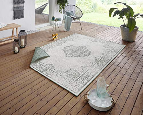 NORTHRUGS In- und Outdoor Teppich Cebu 240x340 cm - Wendeteppich Wetterfest Orientalisches Vintage Design Teppich für Balkon Terrasse Garten Wintergarten Wohnzimmerteppich Wasserfest in Blau Creme