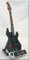 LITA FORD Miniatur Gitarre BC RICH mit Plektrum