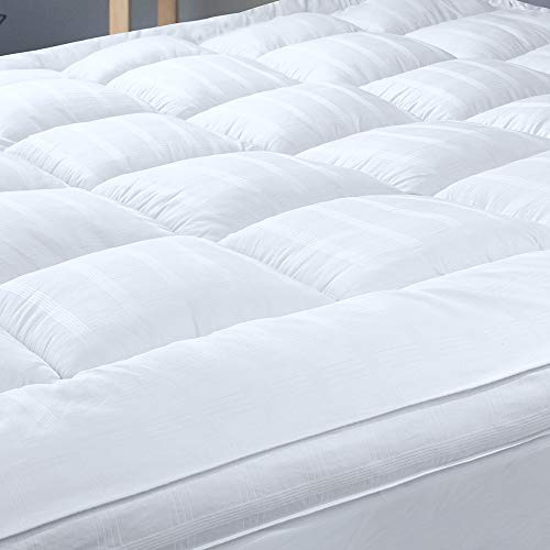 Extra dicke Matratzenauflage mit Bezug aus 100 % Baumwolle, Kingsize, verbesserte Daunen-Alternative für optimale Dämpfung und Unterstützung, atmungsaktiv