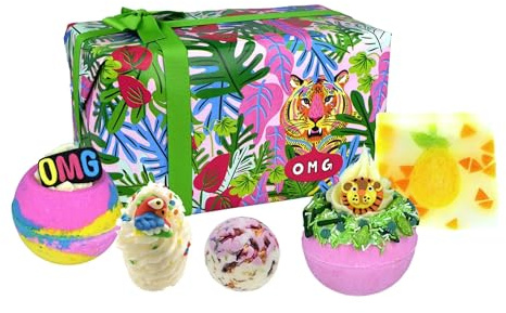 Bomb Cosmetics OMG Wild Animal Print 5-teiliges handgefertigtes verpacktes Badeset mit ätherischen Ölen, inklusive Badekugeln, Seife, Bademalve und Badecreme