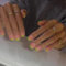 Irikdescia 24 Stück French Press on Nails, Kurze Quadratische Künstliche Nägel, mit Gelee-Kleber, Stock, Nagelfeile, für DIY-Nagelkunst-Dekoration (Hellgrüne Rand)