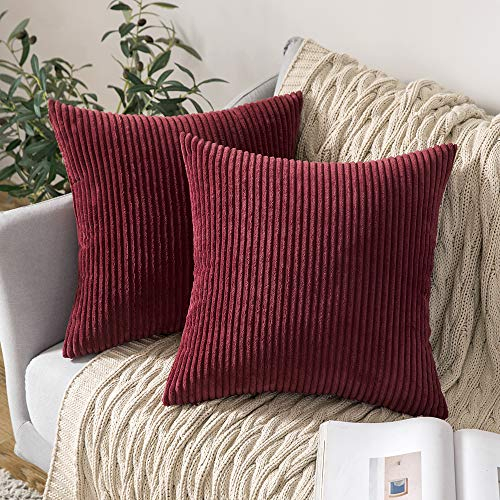 MIULEE 2er Set Kissenbezüge Kord Kissenhülle Dekorative Kissenbezug Sofakissen Couchkissen Dekokissen Zierkissenbezug Deko Kissenhülle mit Verstecktem Reißverschluss 45x45 cm WeinRot