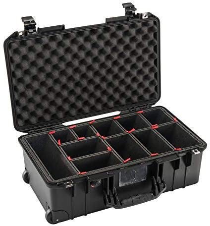Pelican Air 1535 Case With TrekPak Dividers (Black)