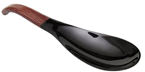 Cuillère à riz ou couverts à salade en corne avec manche en bois incurvé laqué piano