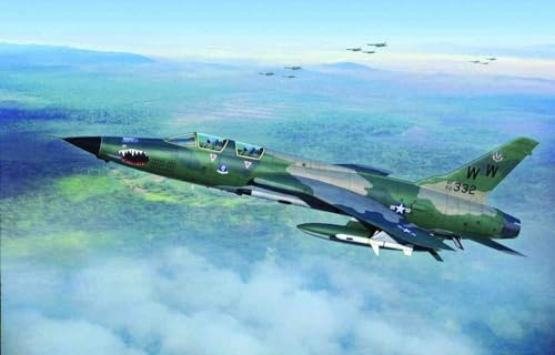 Trumpeter 01618 Modellbausatz F-105G Thunderchief, Mittel