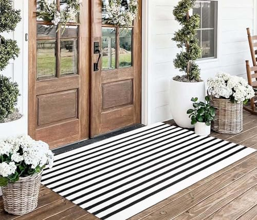 Schwarz-weiß gestreifter Teppich, 61 x 130 cm, für den Außenbereich, handgewebt, maschinenwaschbar, für Innen- und Außenbereich, mehrlagig, für Eingang/Waschküche/Schlafzimmer/Außenbereich